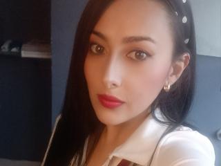 ScarlettSwitch's Model Profile