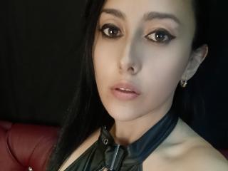 ScarlettSwitch's Model Profile