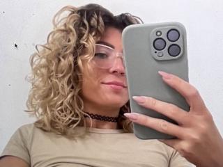 MeghannWest's Model Profile