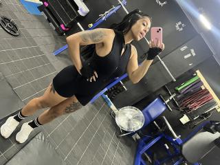 StellaBeckker's Model Profile