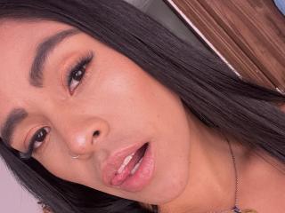 StellaBeckker's Model Profile