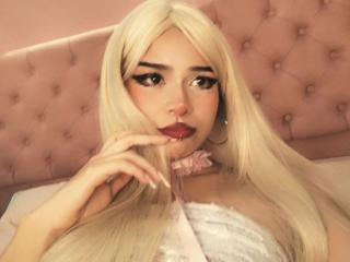 Ilenahea's Model Profile