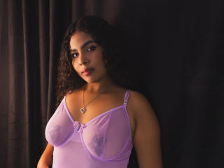 AshlyCorines's Model Profile