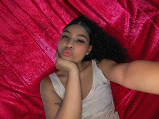 NickyFleur's Model Profile