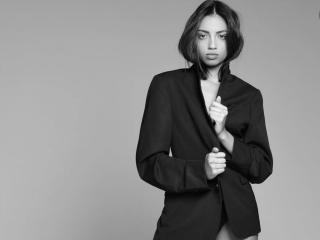 CameliaDeihl's Model Profile