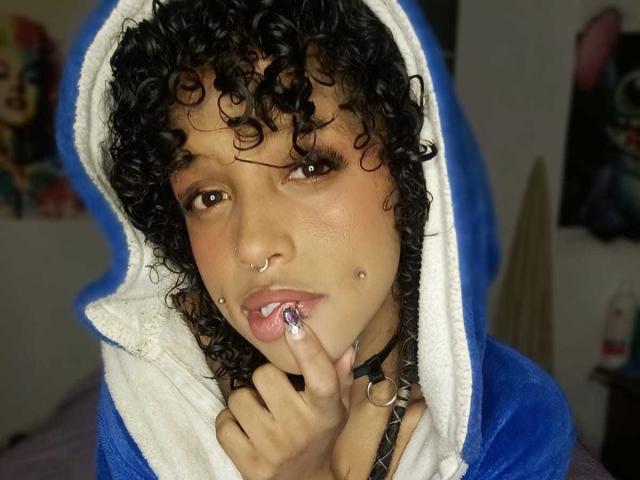 LunaKeller - Live sex cam - 29396738