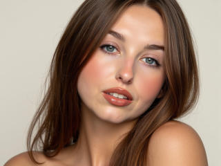 CharlotteXGold's Model Profile