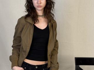 JaclynPalczewski's Model Profile