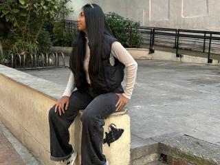 AnaRome's Model Profile