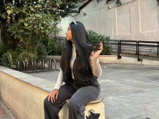 AnaRome's Model Profile