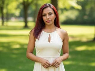 RoxaneMoore's Model Profile