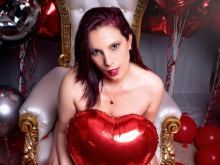 AdaMclain's Model Profile