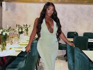 Nicoleth69's Model Profile