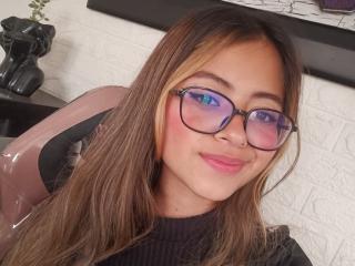 AnittaRouses's Model Profile