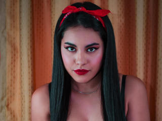 PaolaYKatty's Model Profile