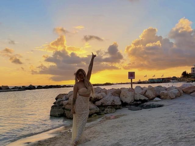 VictoriiaGrey - Live porn &amp; sex cam - 29402993