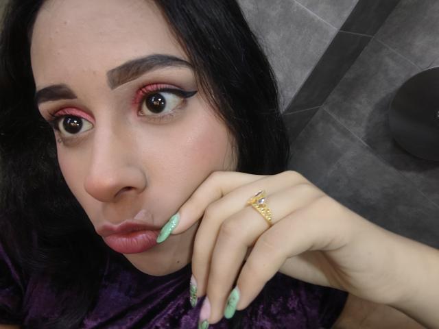 MarilynHills - Live Sex Cam - 29403212