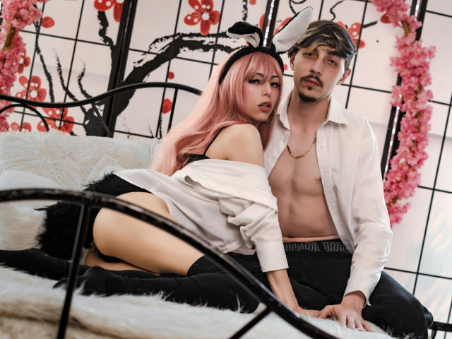 JunnaAndKurt - Live porn &amp; sex cam - 29403848