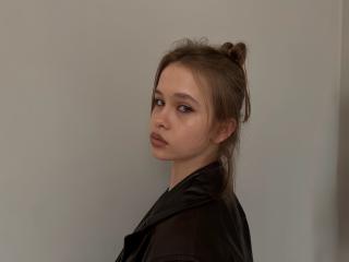 DorianArdis's Model Profile