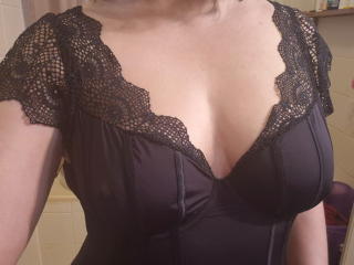 Betty69s's Model Profile