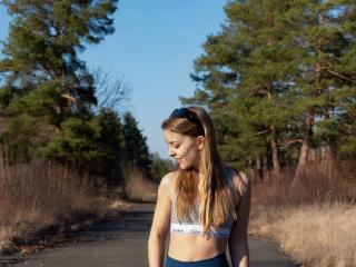 lanarayes-hot's Model Profile