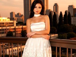 Davianna's Model Profile