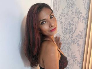 RoxaneMoore's Model Profile