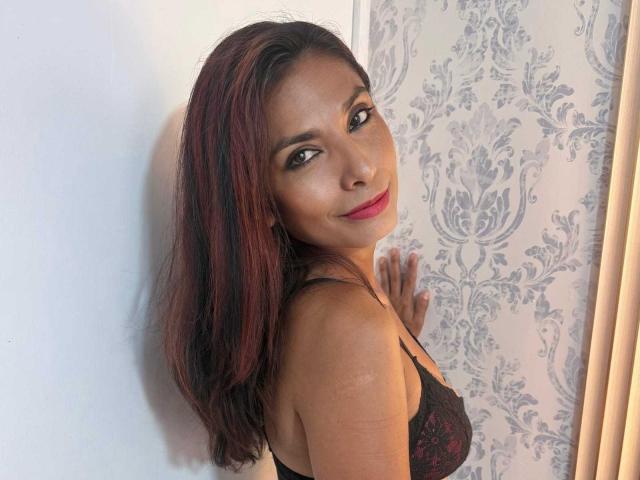 RoxaneMoore - Live sex cam - 29407940