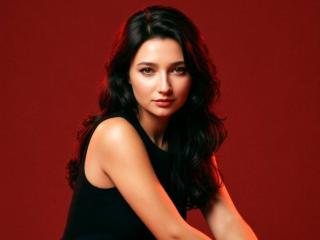 Davianna's Model Profile