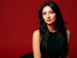 Davianna's Model Profile