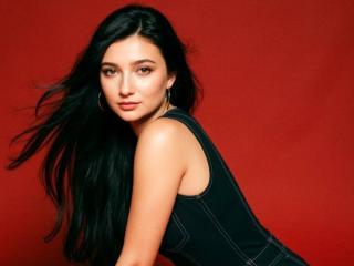 Davianna's Model Profile