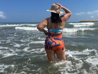 Amarantac's Model Profile