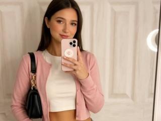 Davianna's Model Profile