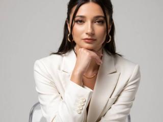 Davianna's Model Profile