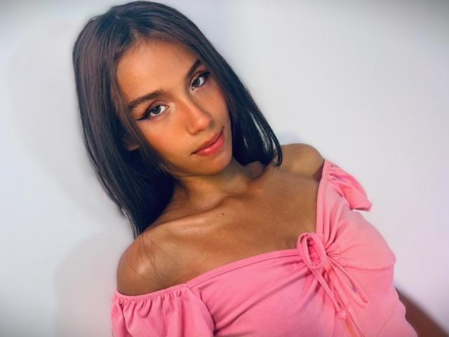 OliviaBennett - Live porn &amp; sex cam - 29409311