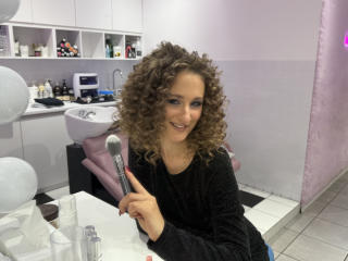 Ver la ficha detallada de MichelleHotX69