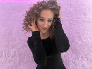 MichelleHotX69's Model Profile