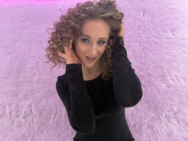 MichelleHotX69 - Live porn &amp; sex cam - 29409728