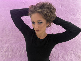 MichelleHotX69's Model Profile