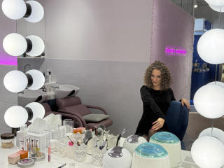 MichelleHotX69's Model Profile