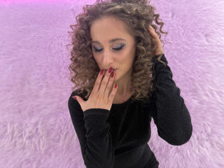 MichelleHotX69's Model Profile