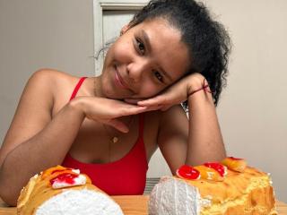 AriaVega's Model Profile