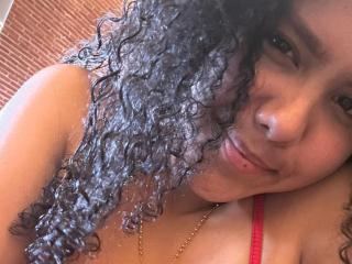 AriaVega's Model Profile