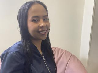 HaannaRoberts's Model Profile