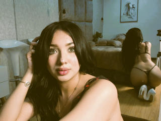 LillyTaylor's Model Profile