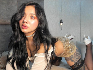 LillyTaylor's Model Profile