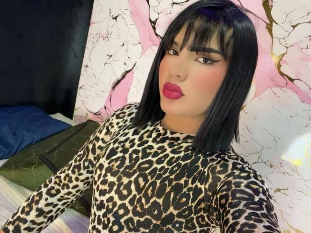 GlossyyBratz - Live porn &amp; sex cam - 29413475