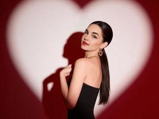 Ver la ficha detallada de YolondaWalzier