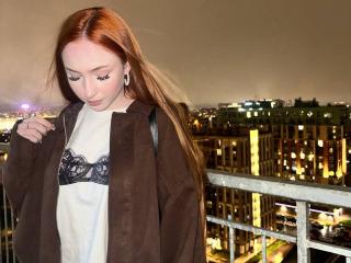 Ver la ficha detallada de AlonaHadcock