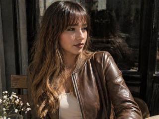 Voir la fiche détaillée de Adelisha